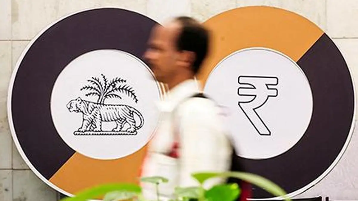 What Happens When Bank Deposits Start Losing to Equities -- AlturaFlow