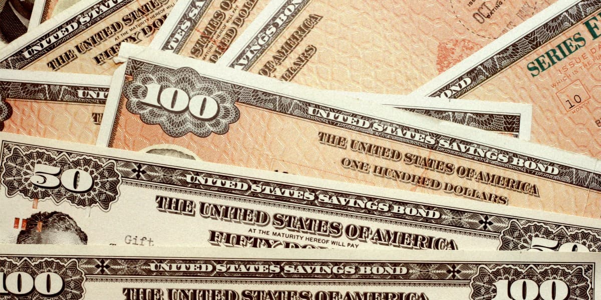 What Happens When Treasury Bonds Lose Their Safety Premium -- AlturaFlow